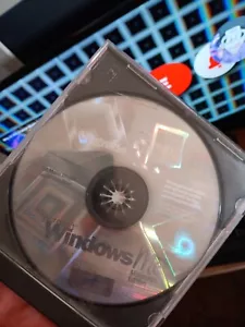 MICROSOFT WINDOWS ME MILLENNIUM FULL OPERATING SYSTEM MS WINDOWS - Picture 1 of 2