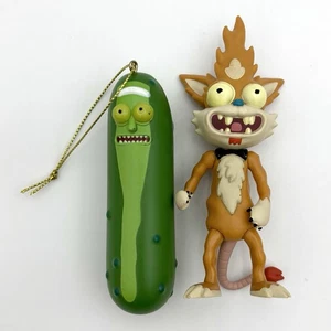 Rick and Morty 5" Squanchy Actionfigur & Pickle Rick Ornament Menge 2 Spielzeug - Bild 1 von 5