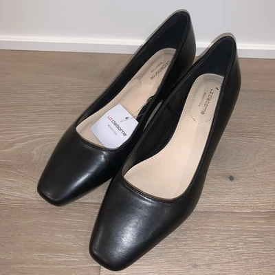 NWT Liz Claiborne Black Memory Foam Pumps Block Heels Women's Size 9 - Image 1 of 4