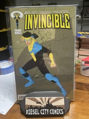 Invincible 1 First Print Image 🔑 VF Cleaned/Pressed Image Comics Low Print 2003 - Image 1 of 4