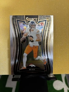 Panini Select 2024 - Suite Level Bo Nix #382 Silver Prizm (RC) - Imagen 1 de 4