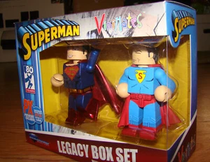DC Comics Diamond Select Toys SUPERMAN Vinimates Legacy Box 2018 Comic Con Limit - Picture 1 of 10