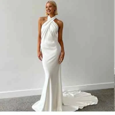 Elegant White Mermaid Wedding Dresses Halter Neck Sleeveless Satin Bridal Gowns - Image 1 of 4