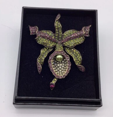 Prendedor Heidi Daus "Orquídea Salvaje" NUEVO Minorista $189.00 ESPECIAL TIENDA  Foto 1 de 3