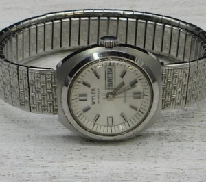 Wyler Incaflex Automatic Silver Toned Wristwatch w/ Metal Expansion Band - Picture 1 of 10