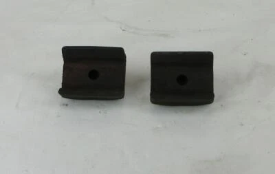 Par de bujes aislantes de montaje de radiador Ford Explorer 1995 a 08 OEM F5TZ-8124-A Foto 1 de 3