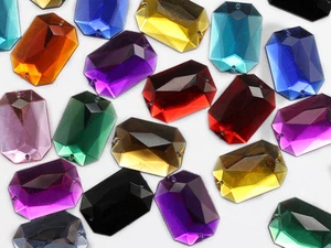 Cuentas planas de coser para artesanías de 18x13 mm octágono - 50 piezas - 13 colores - Imagen 1 de 14