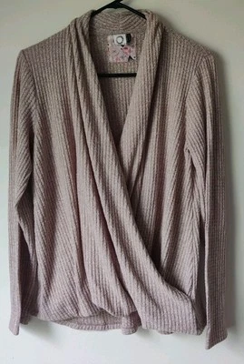 Suéter Anthropologie Akemi + Kin Marrón Claro Imitación Envoltura L/S Tejido Gofre Talla Med Foto 1 de 4