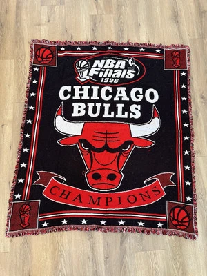 Manta de tiro del campeonato de las finales de la NBA Chicago Bulls 1996 NorthWest Co. HECHA EN EE. UU. Foto 1 de 4