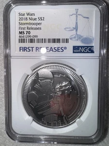 Niue Star Wars Stormtrooper MS70 2018 $2 primer lanzamiento NGC - Imagen 1 de 2