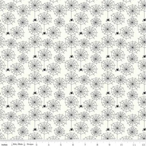 24" Long, Halloween Spiderwebs Cream Cotton $3.99 Ships ANY Amount Of Fabric - Picture 1 of 3