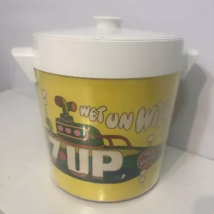 Vintage 7-UP The Uncola Butterfly Plastic Ice Bucket Pat Dypold Green Submarine - Picture 1 of 11