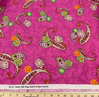 ESTUDIO DE DISEÑO HERMANO HERMANA - PAISLEY SOBRE ROSA (2011)- 5/8 YARDA Foto 1 de 2