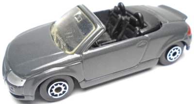 MAISTO AUDI TT РОДСТЕР КАБРИОЛЕТ СЕРЫЙ 1:64 ЛИТОЙ 2 7/8» АВТОМОБИЛЬ С СЕРЕБРЯНЫМИ ОБОДАМИ - Изображение 1 из 4