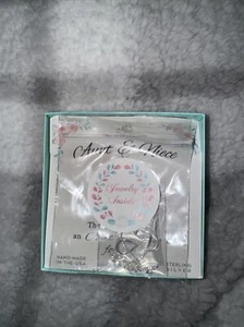 Aunt and Niece necklace NEW IN BOX - Picture 1 of 2