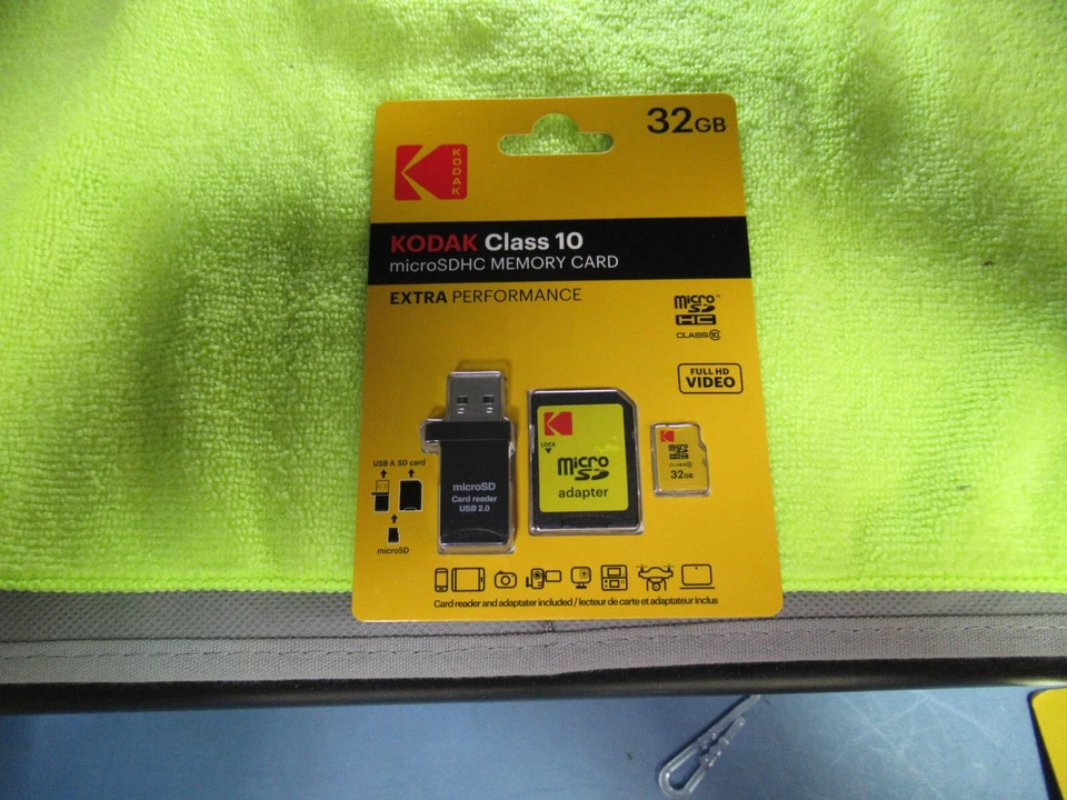 KODAK CLASS 10 MICRO SDHC MEMORY CARD 32GB WITH USB - Image 1 of 2