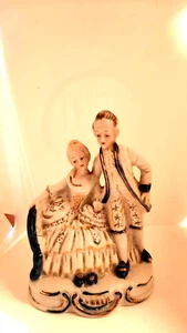 A vintage, ceramic figurine'' A Royal couple'' - Picture 1 of 7