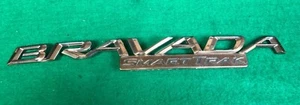 02-04 Oldsmobile Bravada Smart Trak Tailgate Decorative Ornament Script EMBLEM - Bild 1 von 3