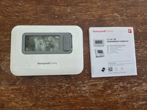 Honeywell Home T3 Programmable Room Thermostat - Picture 1 of 8