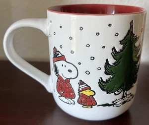 Peanuts Snoopy & Woodstock in Puffer Jackets & ChristmasTrees 16 oz Mug New - Picture 1 of 5