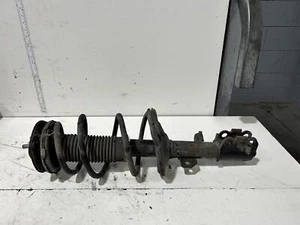 Toyota Tarago Right Front Strut ACR30 06/2000-05/2003 - Picture 1 of 8