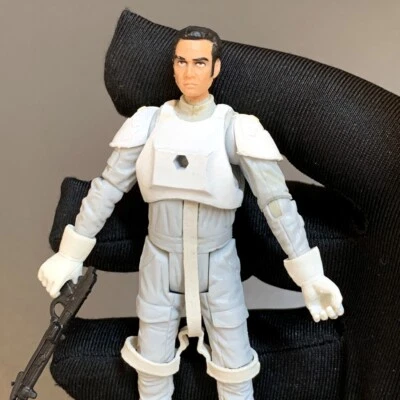 Star Wars Legacy Collection 2009 AT-AT Driver BD49 3.75'' Action figure - Image 1 of 4