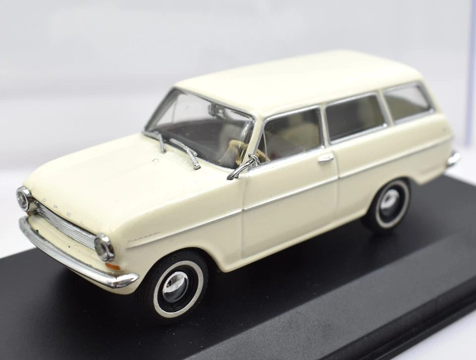 Modellino auto scala 1:43 Opel Kadett Minichamps diecast modellismo collezione - Immagine 1 di 3