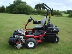 TORO RM 3420 GREENS MOWER RIDE ON TRACTOR LAW MOWER KUBOTA ENGINE JOHN DEERE - Picture 1 of 11