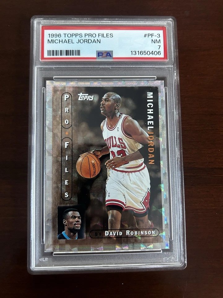 1996 TOPPS PRO FILES #PF-3 МАЙКЛ ДЖОРДАН PSA 7 NM ЧИКАГО БЫКИ ЗАЛ СЛАВЫ - Изображение 1 из 1