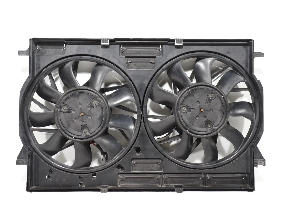 Audi Q7 3.0T Quattro 2017-2019 - Conjunto de ventilador de refrigeración del radiador 8W0121003D OEM Foto 1 de 4