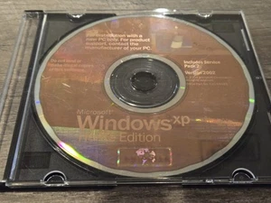 Microsoft Windows XP Home Edition 2002 Disc Only No Product Key - Picture 1 of 5