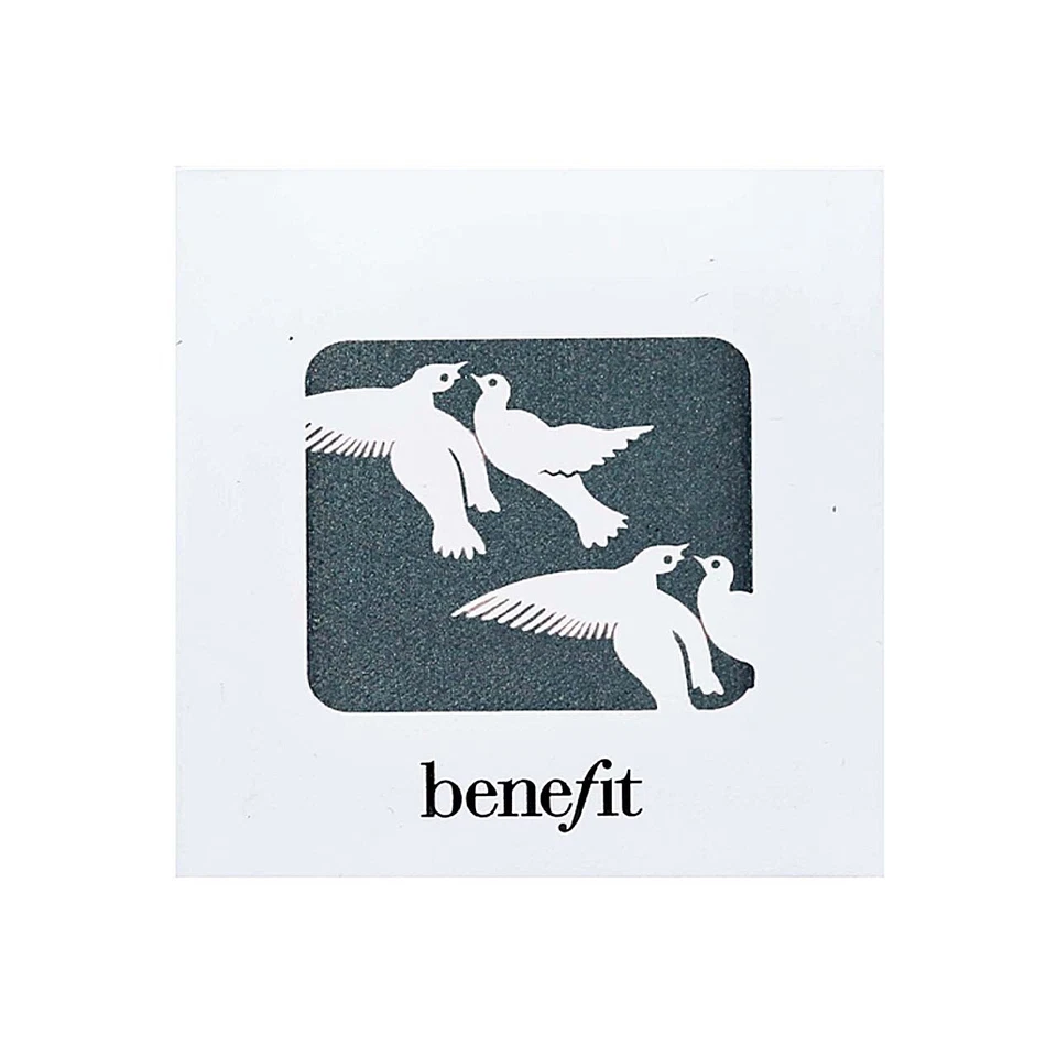 Sombra de ojos Benefit Velvet Foto 1 de 1