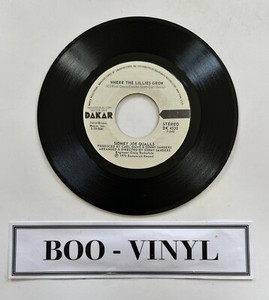 SIDNEY JOE QUALLS: promo where the lillies grow  7” Soul / Funk  Record NM