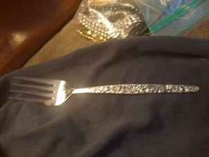 Rose Garden OniedaCraft Salad Fork/s - Picture 1 of 4