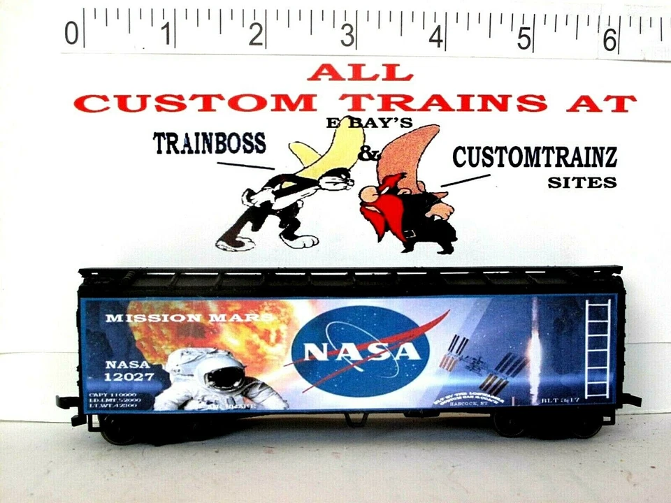 HO SCALE CUSTOM LETTERED NASA REEFER  🛸AVAIL IN O 🛸🛸🛸🛸🛸 - Image 1 of 4