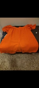 Orangefarbene Kurzarmbluse für Damen mit Schlitz hinten Gr. Small - Bild 1 von 3