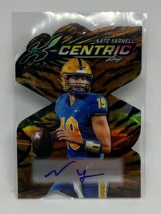 2024 Foglia Eclettica Calcio Nate Yarnell X-Centric Tiger Prismatic Auto #ed 2/3! - Foto 1 di 2