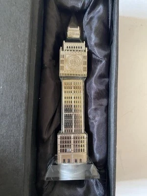 Miniatura Big Ben Reloj Torre Estatua 5" Famoso Modelo de Edificio Tono Plata Foto 1 de 4