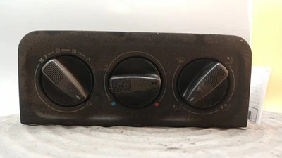 1H0819045 Mando Calefacción Aire Acondicionado VOLKSWAGEN GOLF III (1H1) 1991 Foto 1 de 4