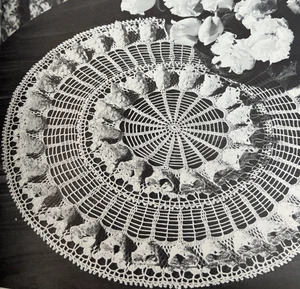 1962 Pricilla Doily Crochet Pattern A-394 RUFFLED FLUTED FAN Irish Lace 20" - Picture 1 of 1