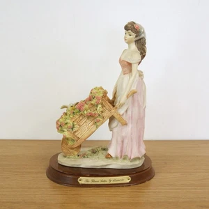 Leonardo Figurine. The Flower Seller. Lady with Wheelbarrow & Dove, Vintage 1991 - Picture 1 of 6