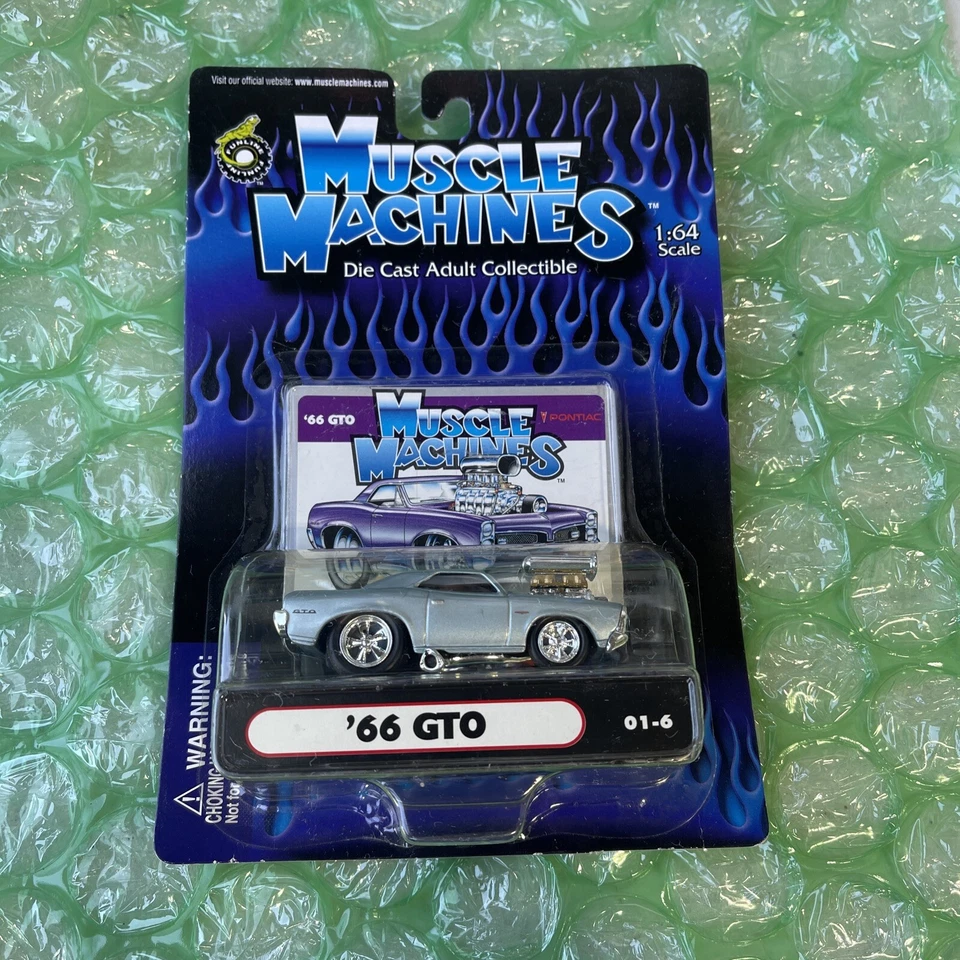 Muscle Machines 1966 GTO Pontiac Collectible Toy Car
