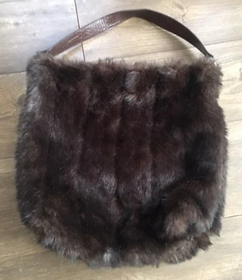 Bolsa de ombro Bath & Body Works marrom pele sintética bolsa tote 16” de largura - Imagem 1 de 4