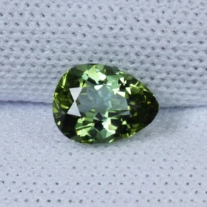0.75 ct TOP LUSTROUS / MOZAMBIQUE NATURAL GREEN TOURMALINE - Pear Gems Video !! - Picture 1 of 3