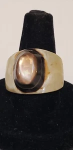 geschnitzter Muschel Ring Größe 6 - Bild 1 von 8