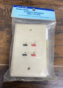 Altavoz estéreo Radio Shack realista de colección placa de pared 40-985 NOS - Imagen 1 de 2