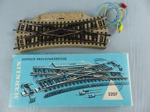 MÄRKLIN aiguillage électrique de jonction croisement 5207 + cosse testé OK - Picture 1 of 2