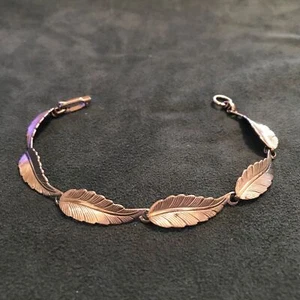 Delicada pulsera con diseño de hojas de los años 50-60 tono plata - Imagen 1 de 4