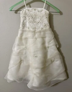 David’s Bridal 2T Flower Girl Dress Wedding Sleeveless Beaded Ivory Formal - Picture 1 of 12