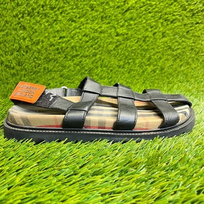 Босоножки Burberry Brewster для мальчиков размер 2,5 года черные пляжные прогулочные уличные с ремешками - Изображение 1 из 4